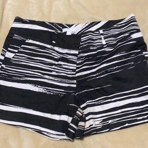 New York & Co shorts, size 10